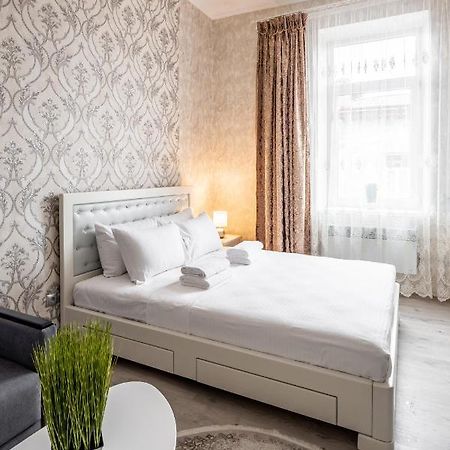 Alfa Apartments Krekhivska 11 Lviv Extérieur photo